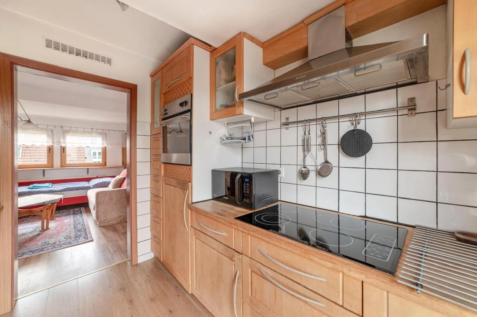 Апартаменты Cozy Villa With Garden, Balcony And Parking Area In Duesseldorf
